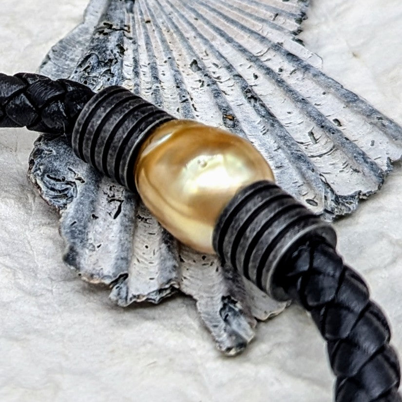 The Islander Cuff