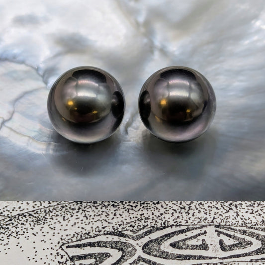 Charcoal AAA Pair 13.5mm