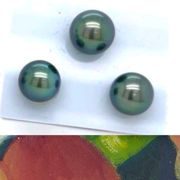 Deep Tahitian green trio 10 mm