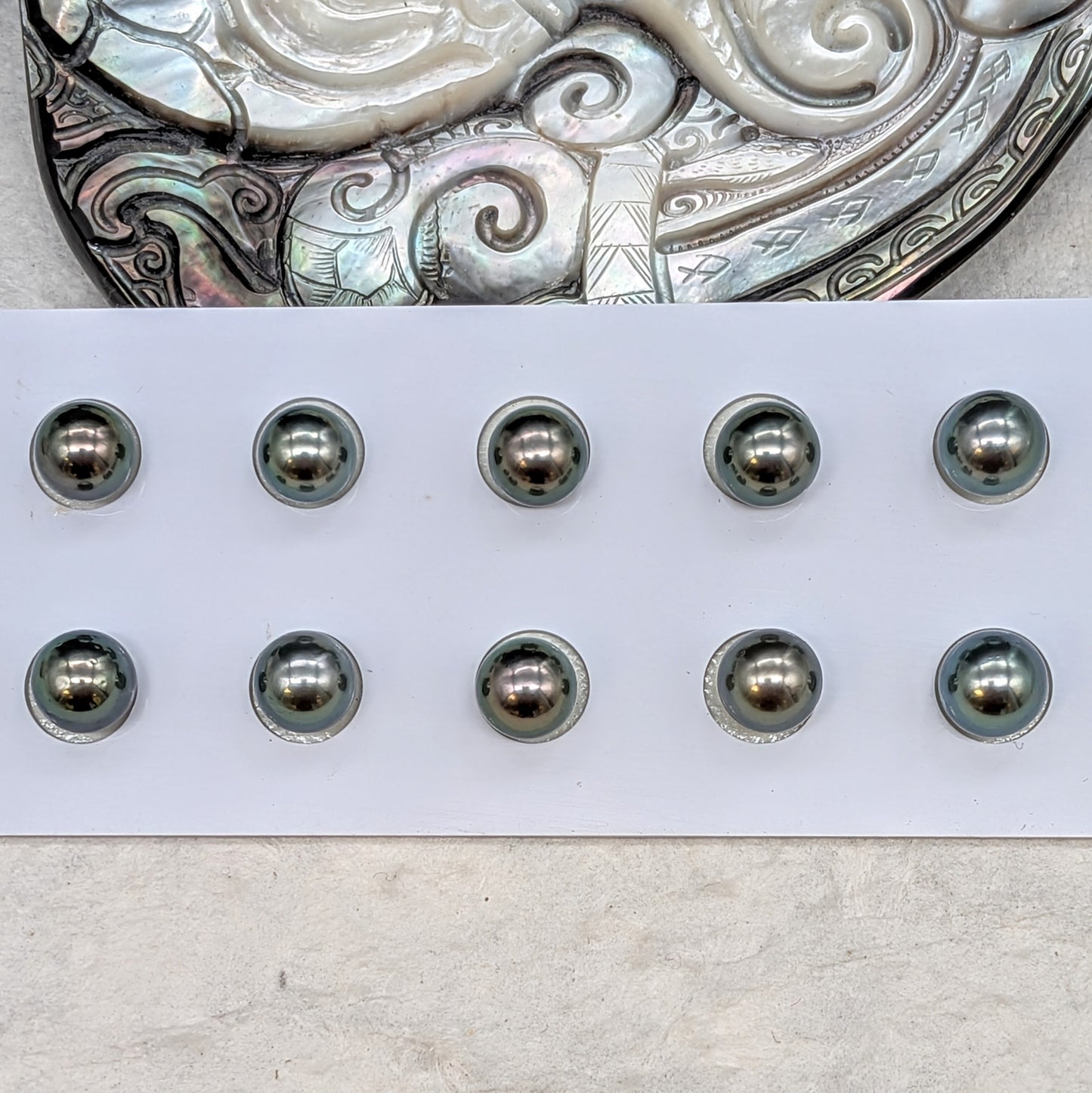 Bluish Peacock Twins 9 mm