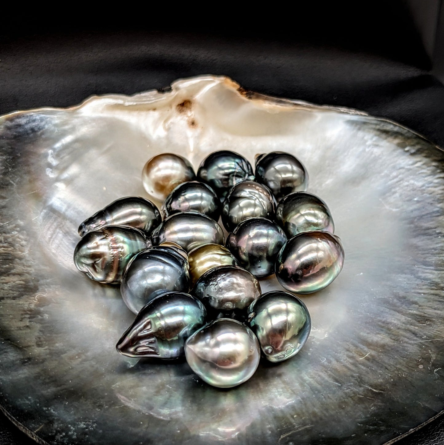 Wild Tahitian Baroque Pearl lot x 20