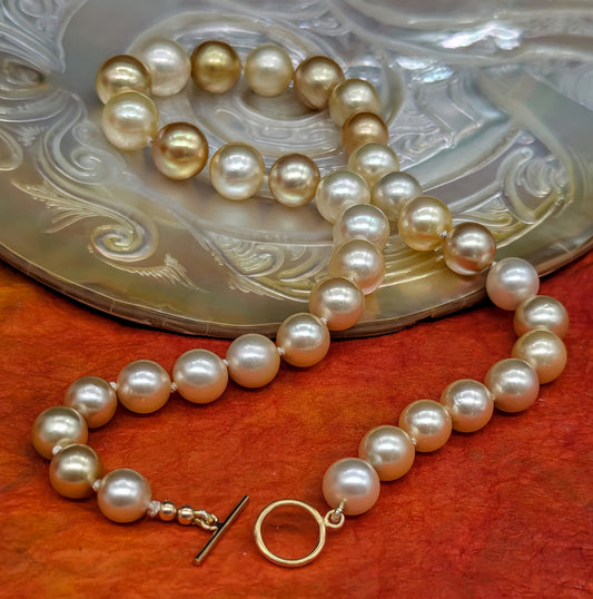 Aurelia Golden South Sea Pearl Choker