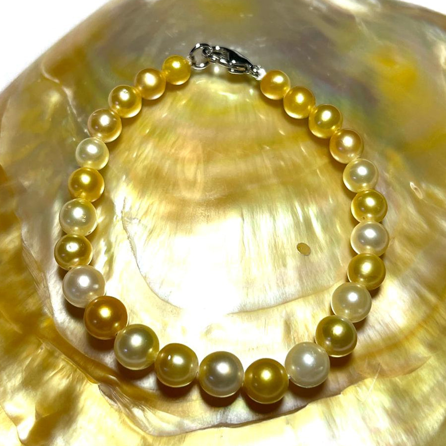 The South Sea Medley Petite Bracelet