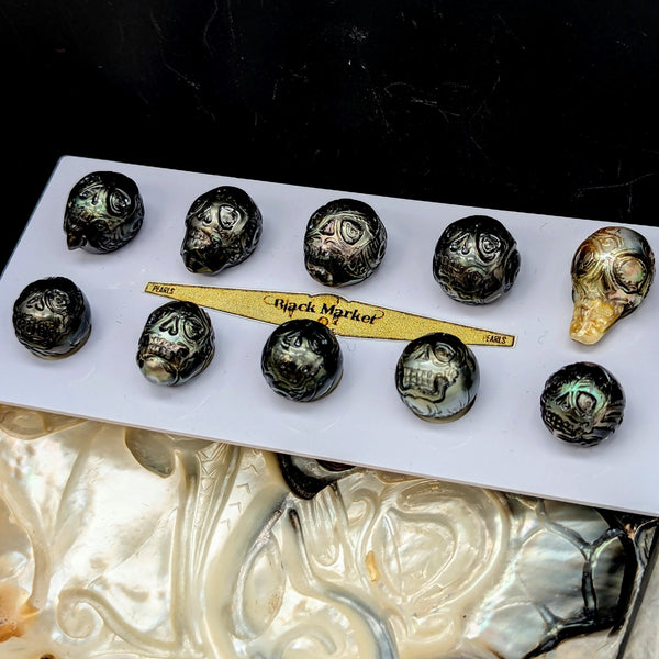 Skull a Pearl  13-14 mm