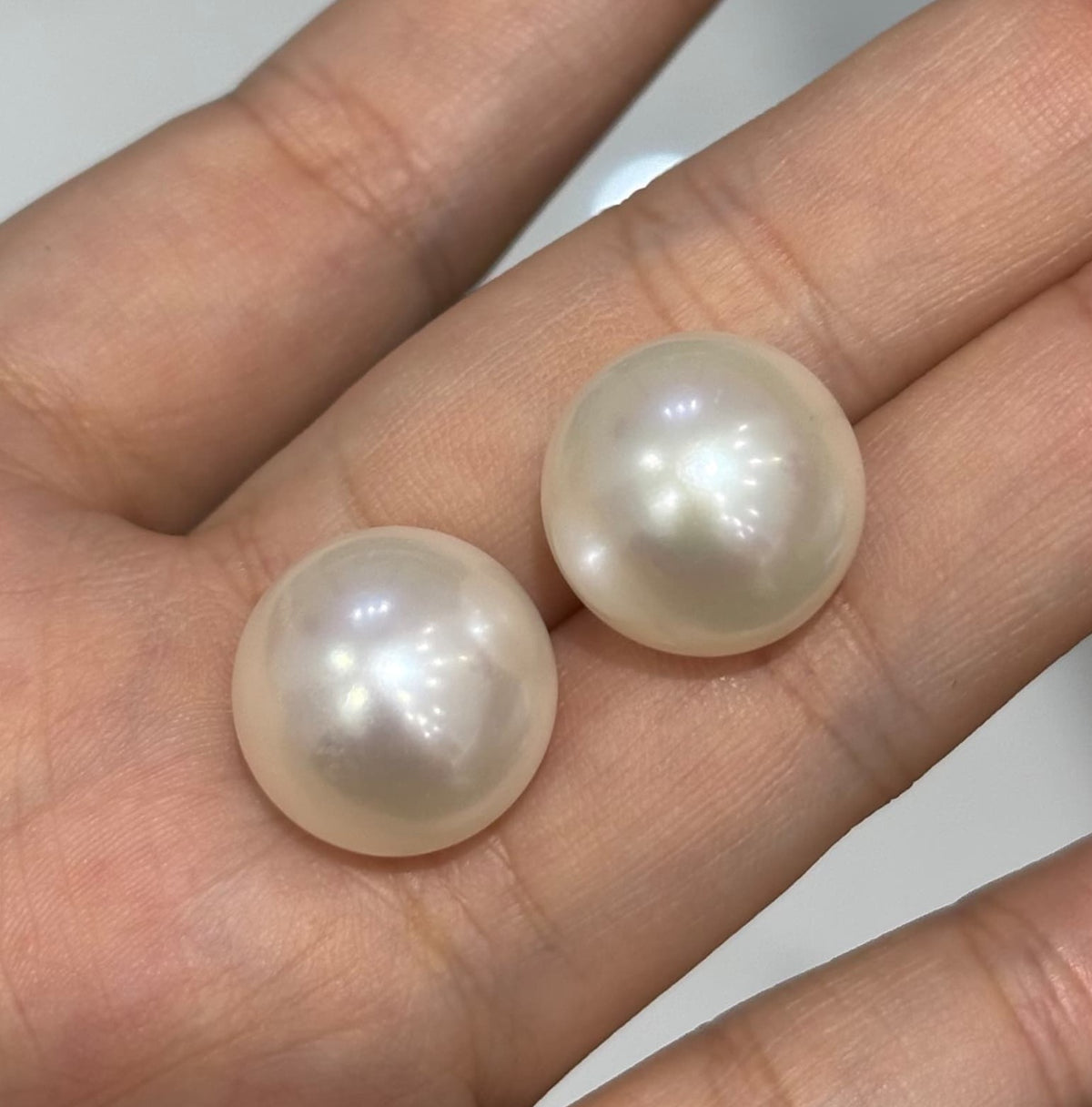 Edison XL button pairs