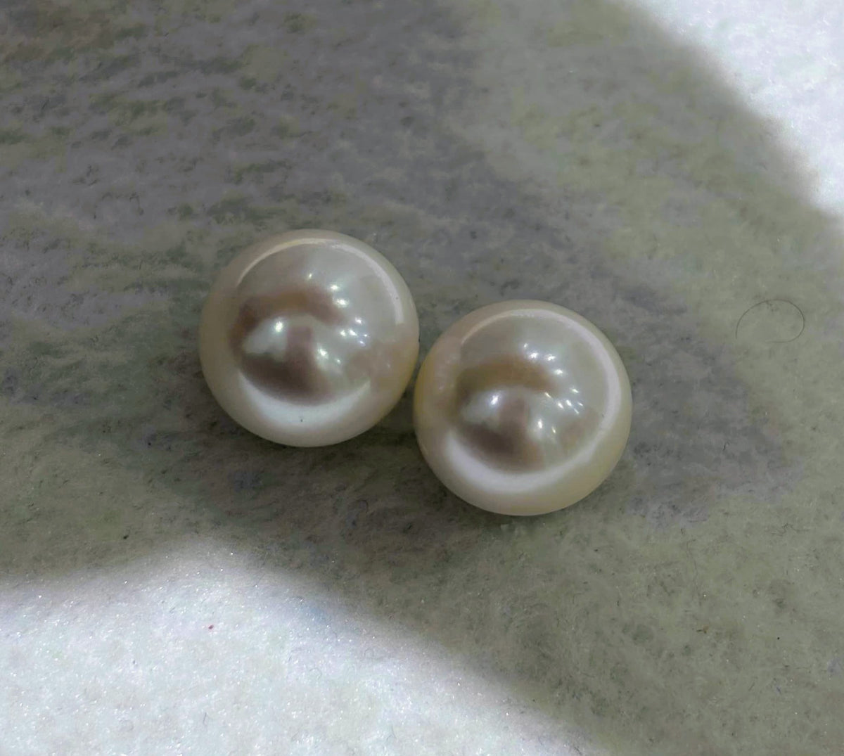 Edison XL button pairs