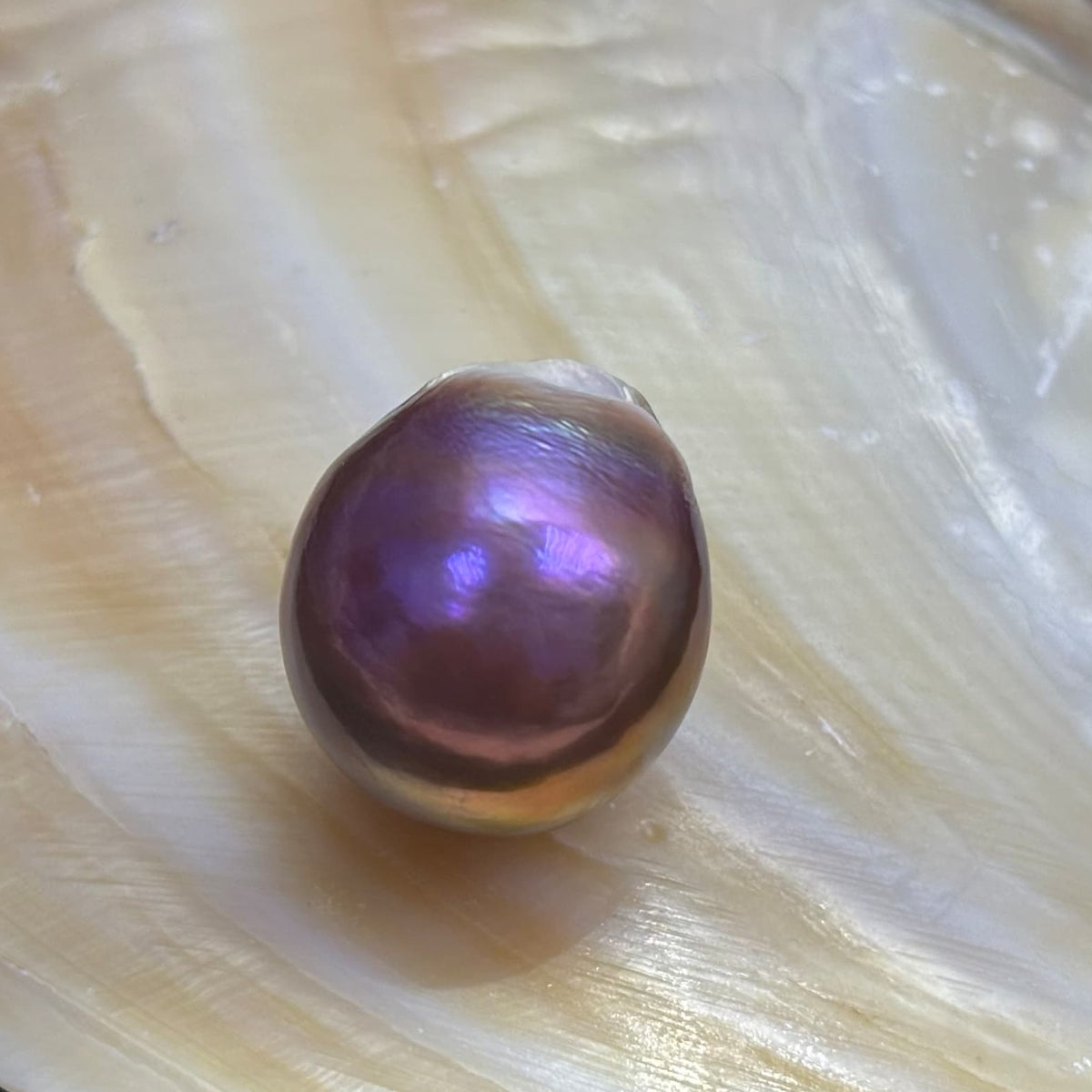 Gigantus 18.7mm Edison Pearl, Baroque