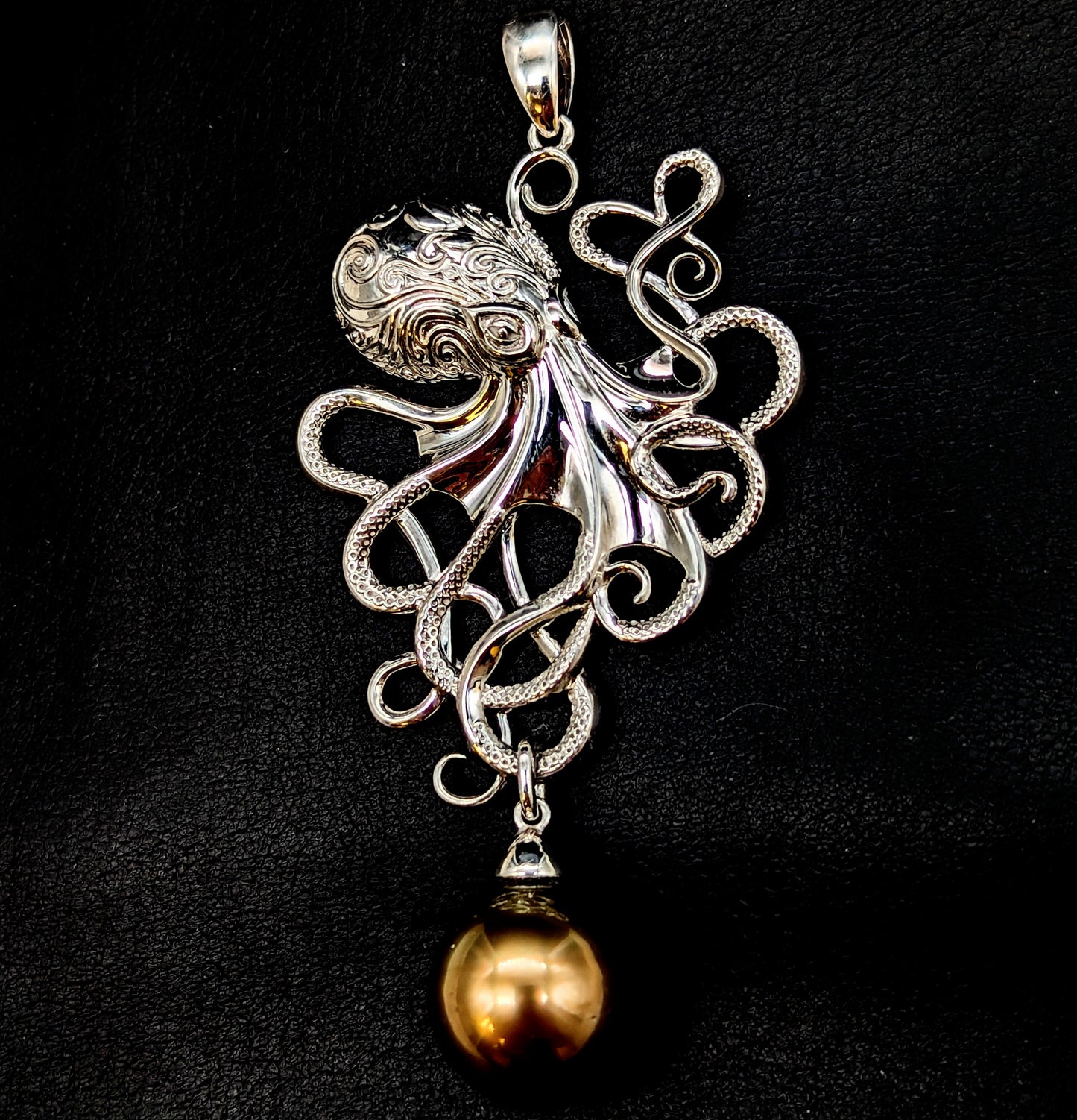 Tentacle Obsession in Electrum