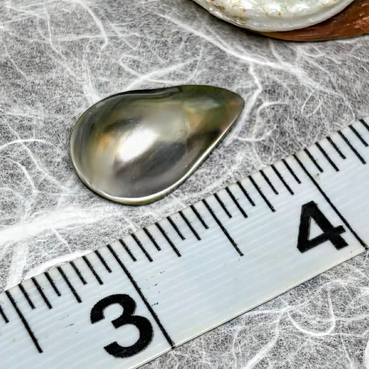 Mabe Silver Peacock Drop 15x22 mm