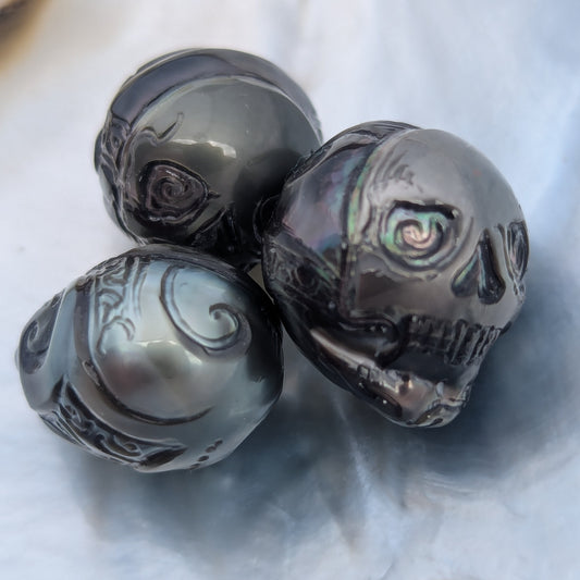 Skull pearls