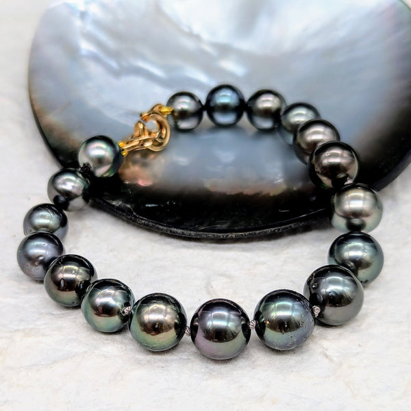 Black Pearl Tahitian Wristlet