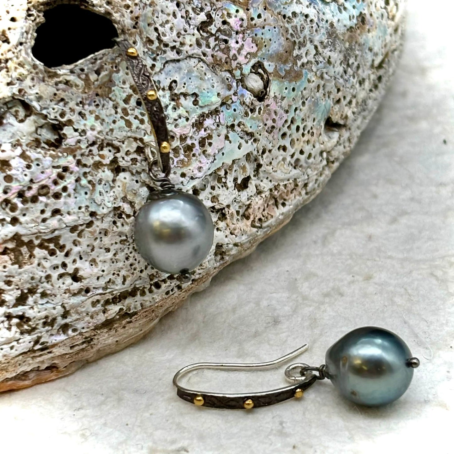 Black Ship -Tahitian Silver