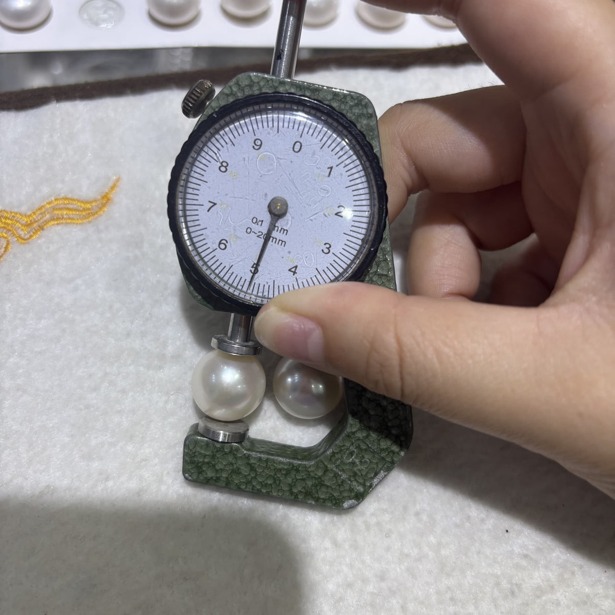 Edison XL button pairs