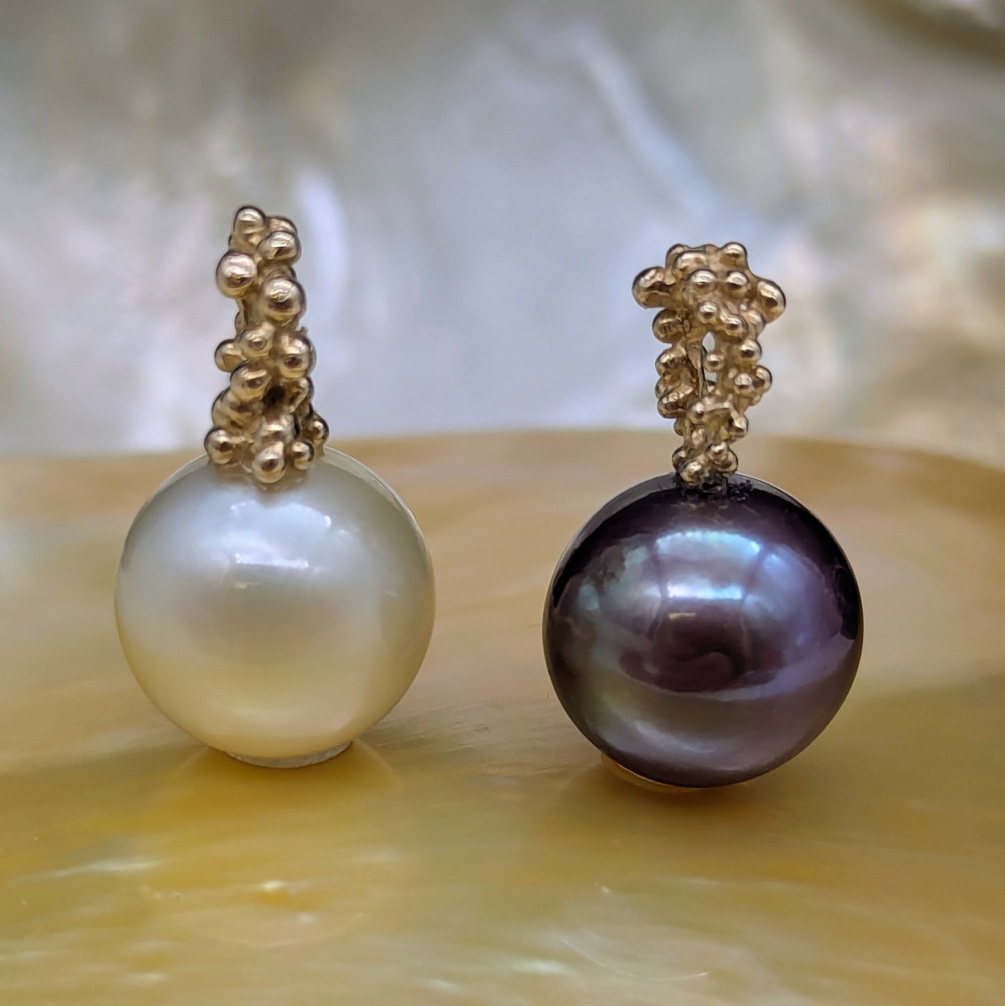 Purple Queen & Gold pendant