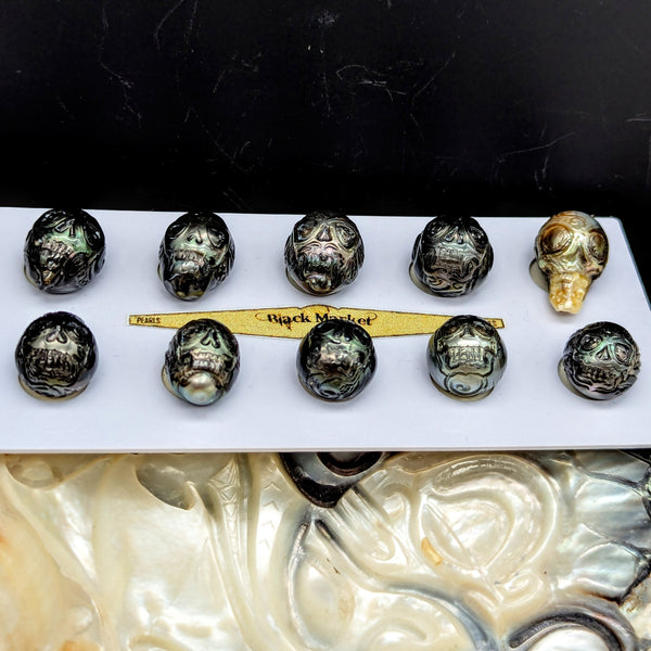Skull a Pearl  13-14 mm