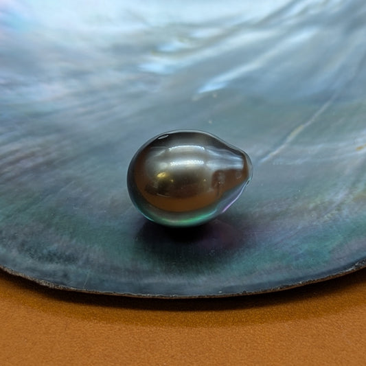 Love Drop 12.7 x 16.2 mm