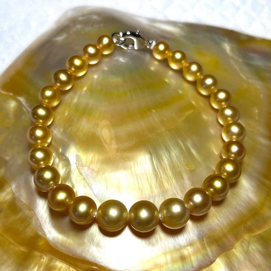 Petite Luxury: Deep Gold South Sea Pearl Bracelet (6-8mm)